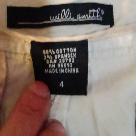 WOMEN'S CAPRI KHAKIS - Picture 4 of 4